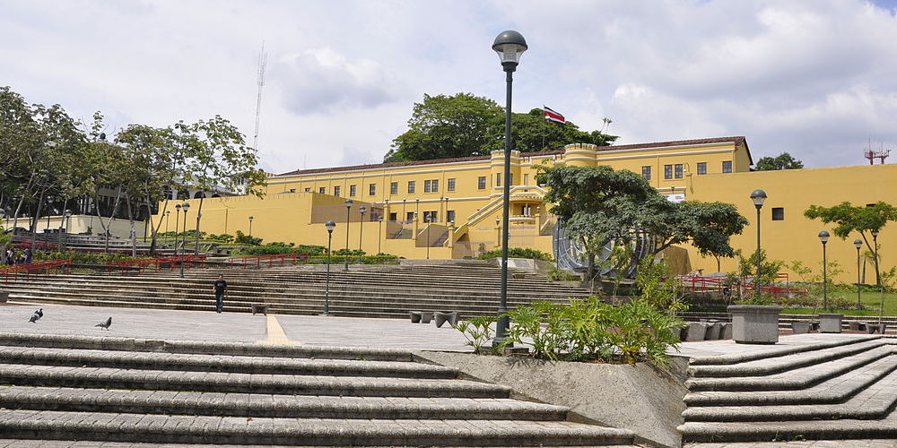 12 de abril: Gabriel Ben Tasgal nos cuenta parte del éxito del pueblo israelí y nos da una visión de nuestro país a través de sus ojos, una entrevista refrescante y un poco atrevida.