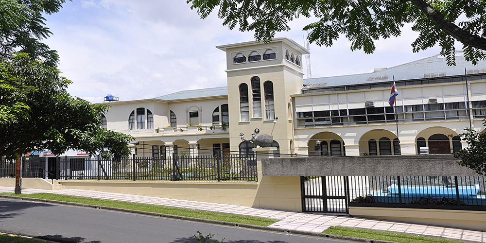 25 de abril: ¿Sería posible que después de tanto trabajo técnico y tanto costo político e incluso social, el Presidente de la República accediera a vetar la reforma a la ley de pensiones del Poder Judicial, tal y como lo exigen los sindicatos de la judica