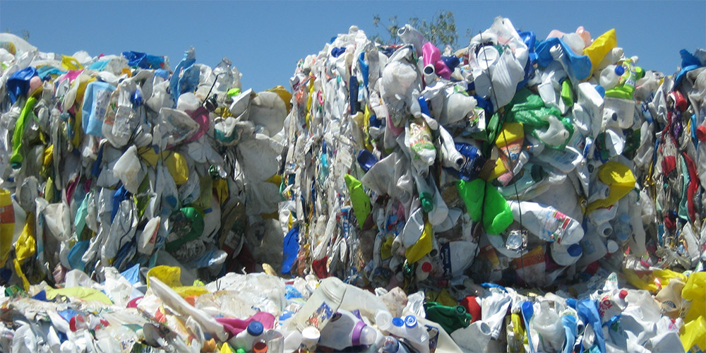 La problemática del correcto manejo de residuos plásticos, con Luis Felipe Arauz y Luis Matarrita