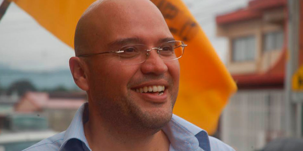 5 de enero: retos y la posibilidades realistas del Frente Amplio a un mes de las elecciones, con Edgardo Araya