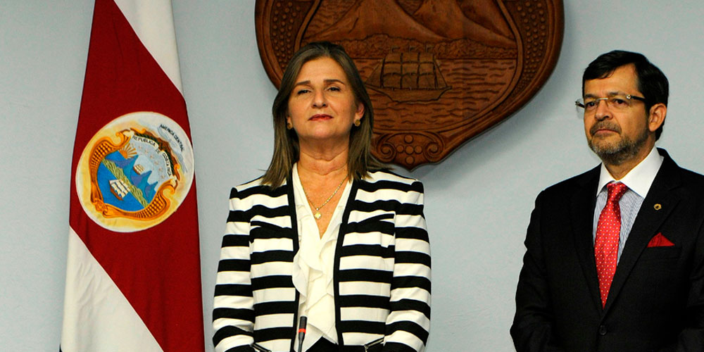 13 de marzo: confirmación de la Fiscal General de la República en propiedad, con Emilia Navas Aparicio. 