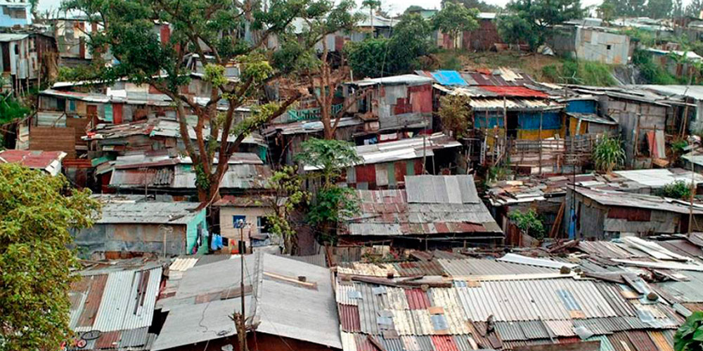 14 de marzo: iglesias han tomado el lugar del Estado como proveedoras de confianza y seguridad en las poblaciones empobrecidas de América Central, con Daniel Salazar y Carlos Sandoval.