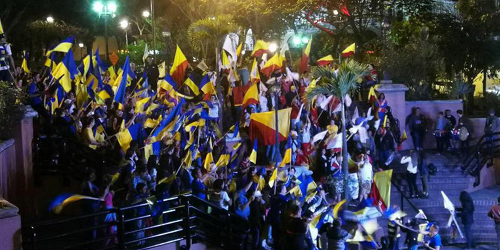 26 de marzo: Este fin de semana ambos candidatos cerraron sus campañas, sin embargo aun quedan territorios en disputa, con Diego Fernández y Eduardo Ulibarri