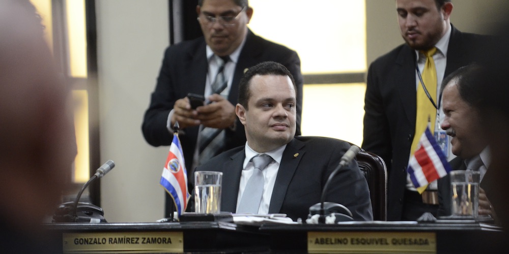 Análisis del cambio de directorio este 1º de mayo, con el diputado Edgardo Araya