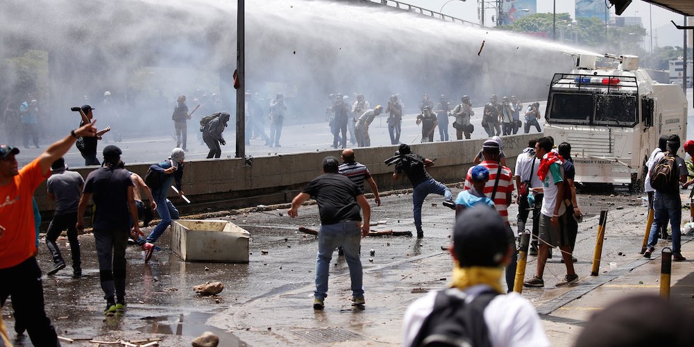 La crisis venezolana y la convulsión política en Sudamérica, con Juan Pablo Navarrete